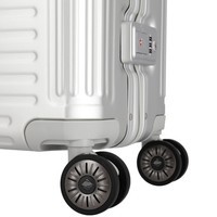 Валіза на 4 колесах Travelite Next 2.0 Silver М 69 л TL079848-56